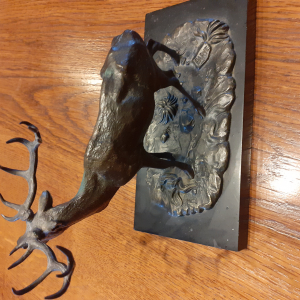 Bronze cerf