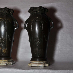Paire de vases Moreau