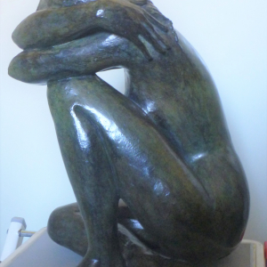 Statue nue Coquillay