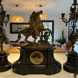 Garniture de chaminée - bronze  Guillaume Coustou