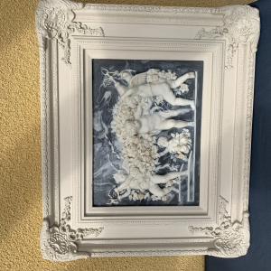 Angelots marbrines montes sur cadre bois