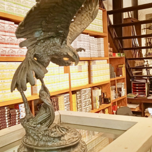 Grand Aigle en Bronze signé "Moigniez " pas d'indication de fondeur .