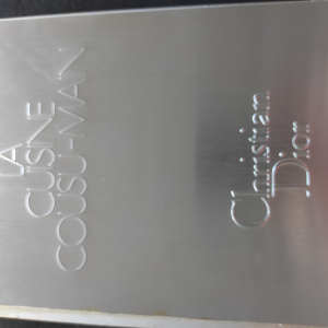 Cuisine cousu main Dior numéroté