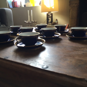 Ensemble de 8 tasses et sous tasses bleu de sèvres