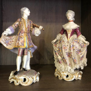 couple de figurines en porcelaine