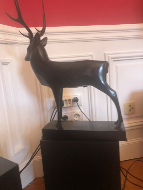 
															Grand cerf François Pompon
														