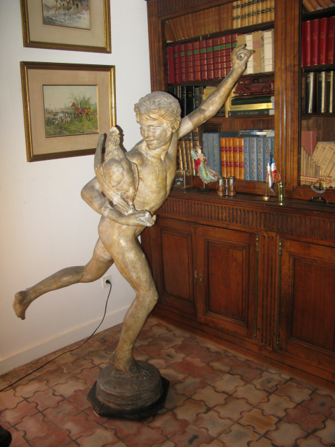 
															Le vainqueur du combat de coq A.FALGUIERE
														