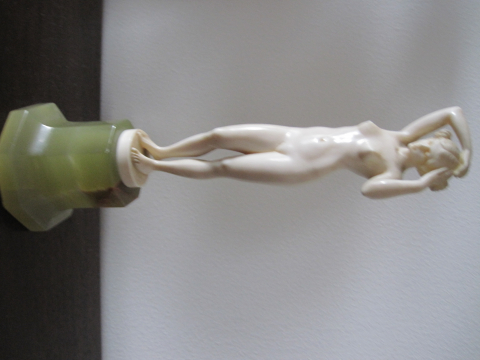 
															Chryselephantine E.Ruisinger.
														