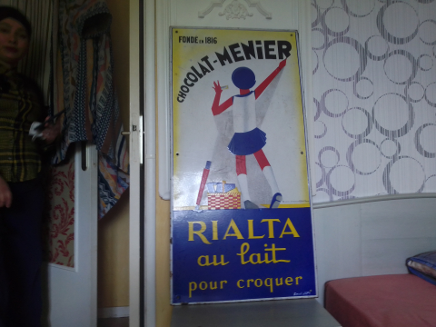 
															Plaque publicitaire émaillée
														