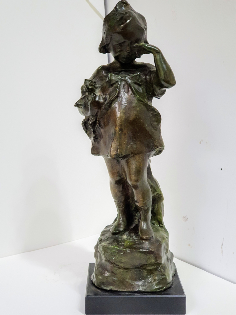 
															Wladimir Perelmagne - Girl with cat
														