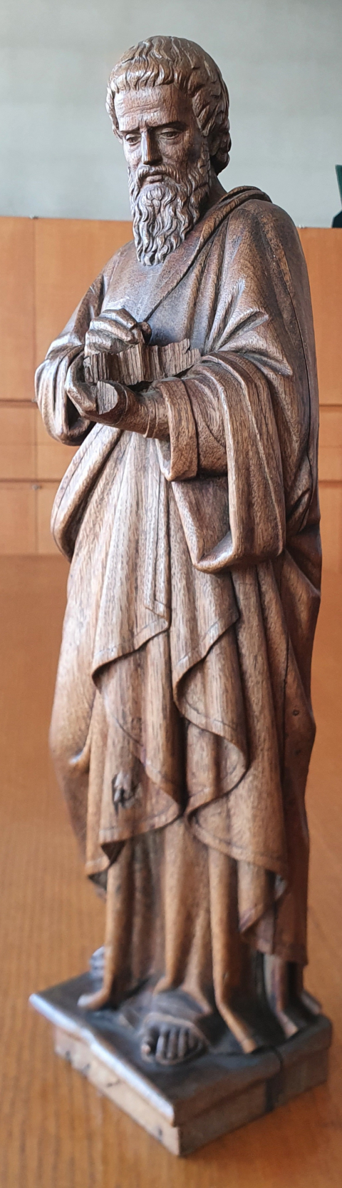 
															Sculpture sur bois art religieux
														