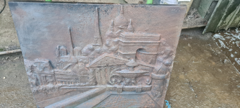 
															Plaque fonte de cheminée
														