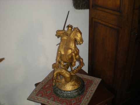 
															bronze Frémiet Saint George terrassant un dragon
														