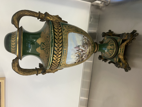 
															SÈVRE (entourage de la Manufacture de)
														