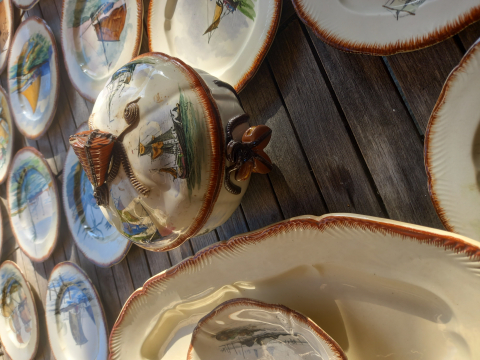 
															Service en faience leveille
														