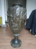 
															Vase en bronze
														