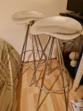 
															2 CHAISES DESIGNER PEPE CORTES - FOR AMAT - JAMAICA STOOL
														