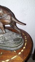 
															Chien de chasse en bronze
														
